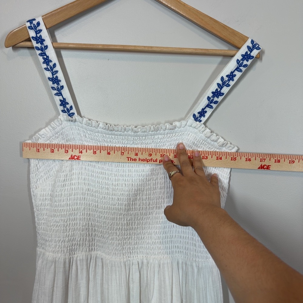 Draper James RSVP White Smocked Maxi Dress Blue Floral Embroidered Size L - Picture 7 of 7
